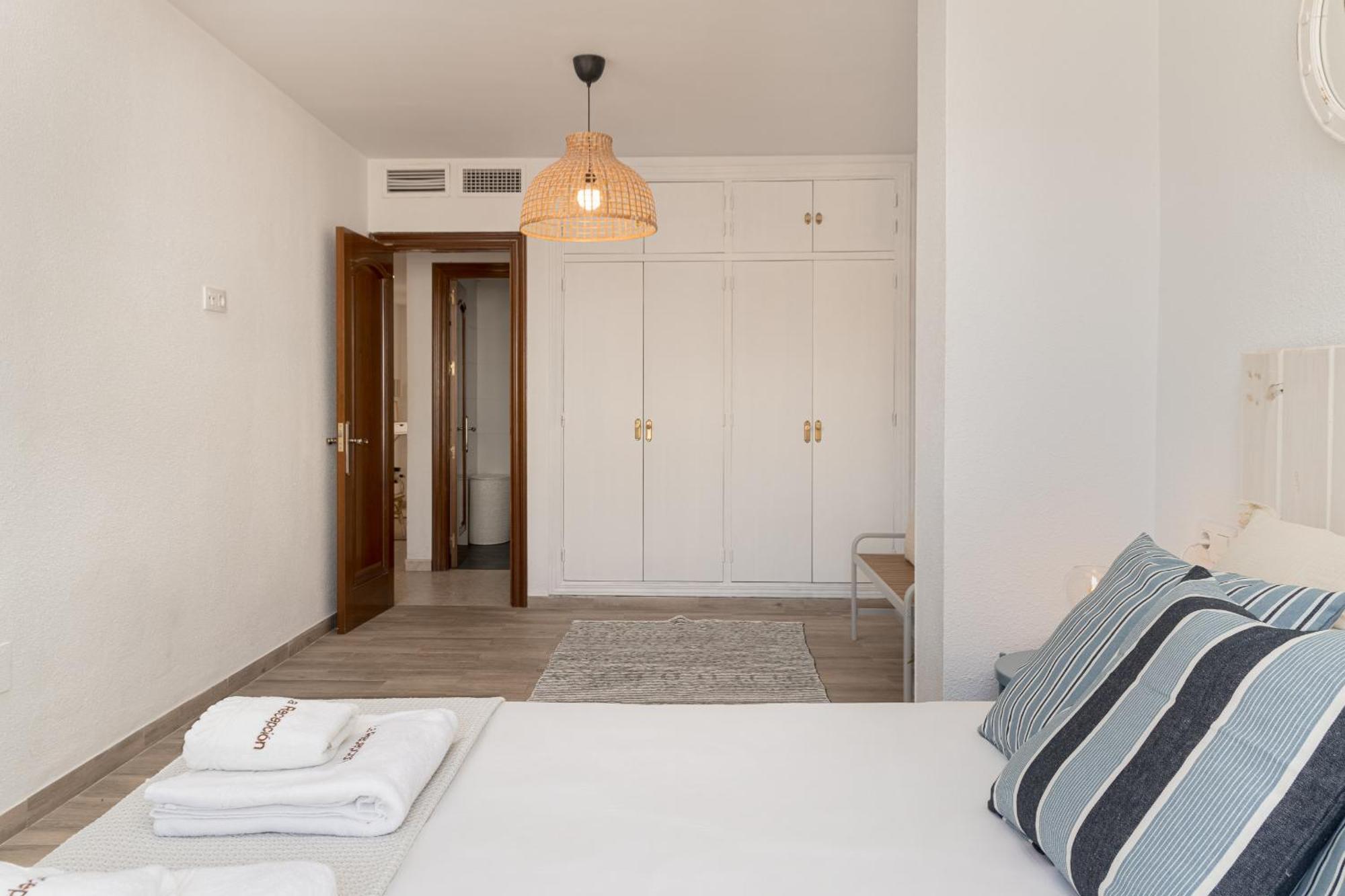 C103 - Sunny Terrace, Old Town Views Apartment Málaga Exterior foto