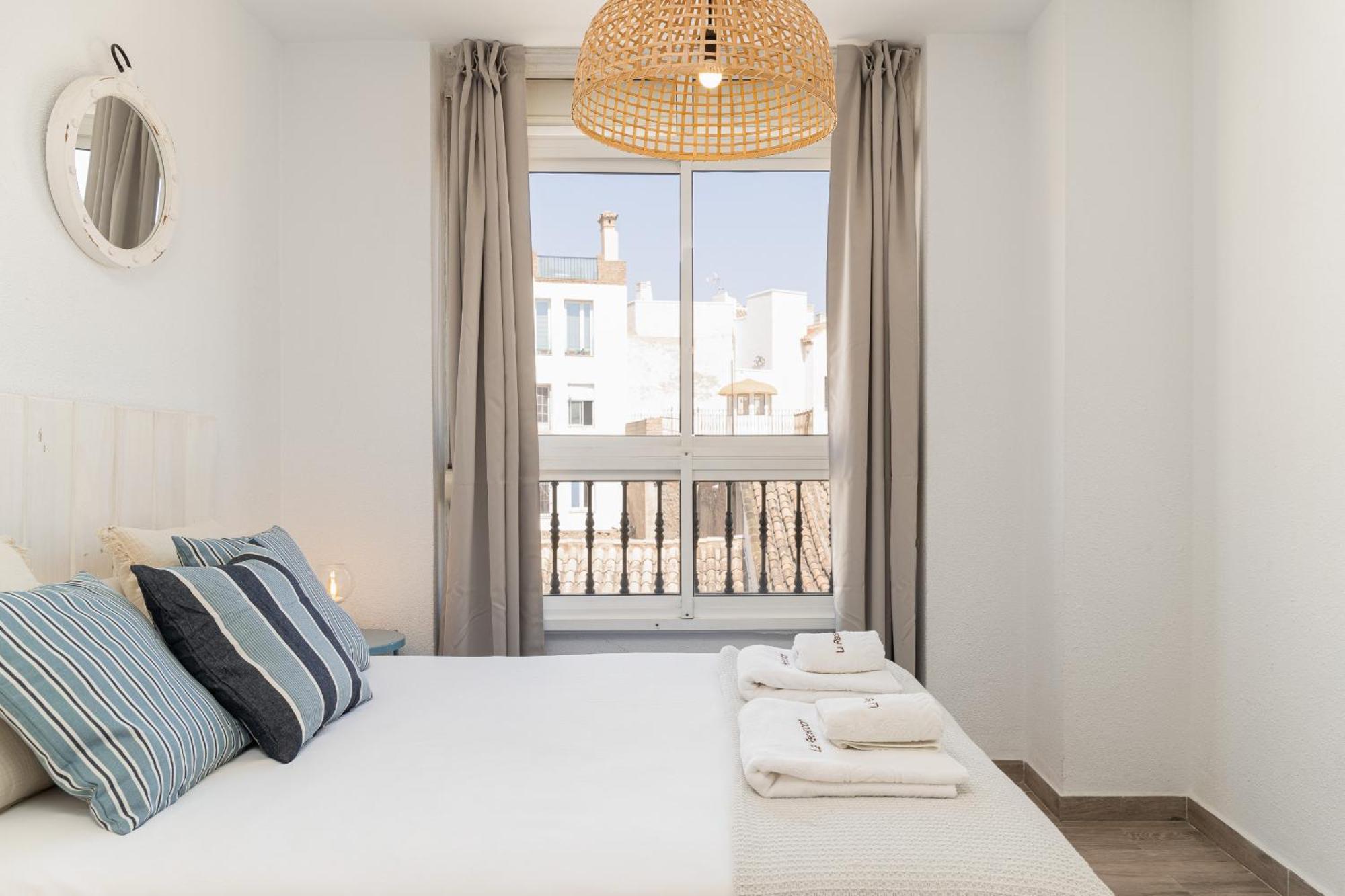 C103 - Sunny Terrace, Old Town Views Apartment Málaga Exterior foto